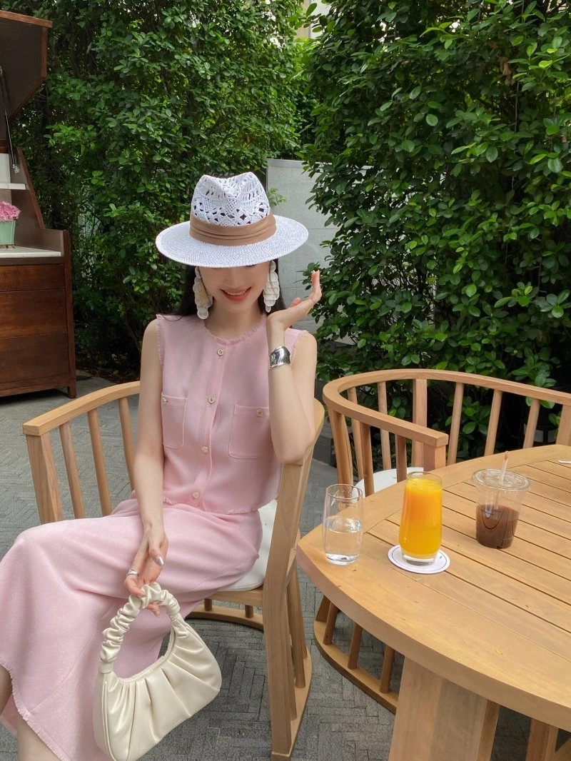 NewStyle Chanel Dress Suits 109022