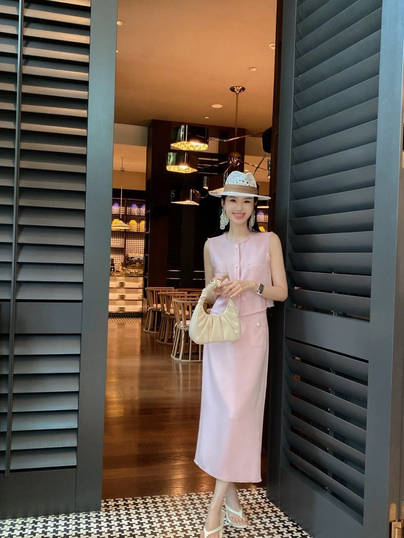 NewStyle Chanel Dress Suits 109022