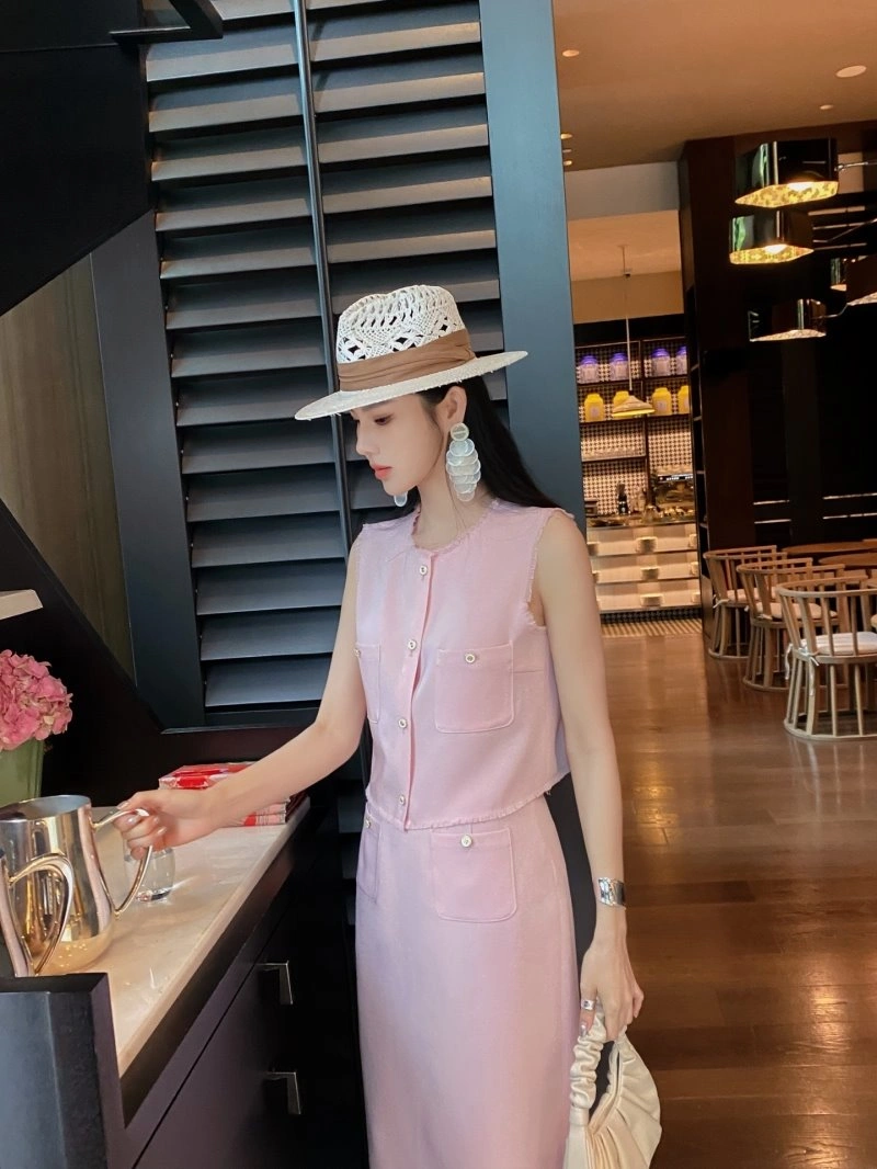 NewStyle Chanel Dress Suits 109022