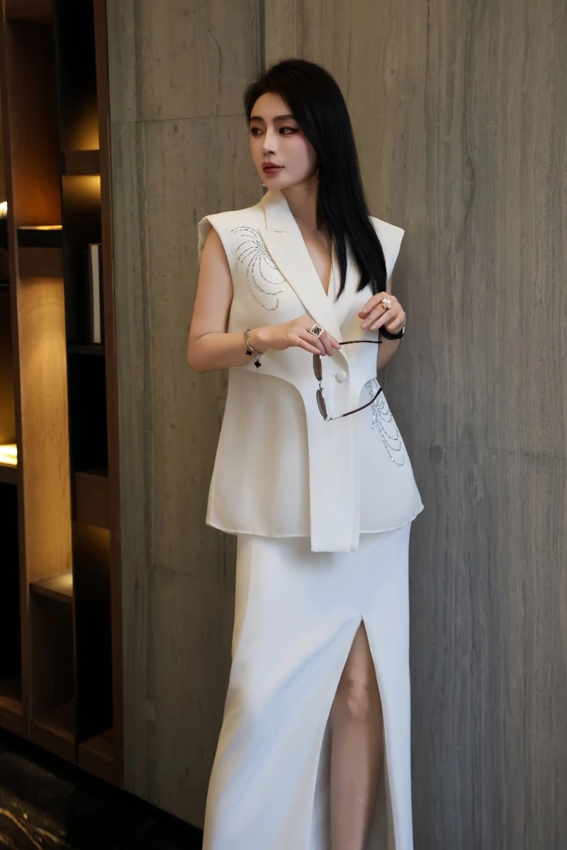 Chanel Dress Suits MultiPurpose 109005