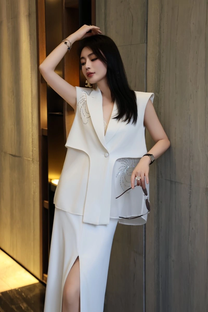 Chanel Dress Suits MultiPurpose 109005