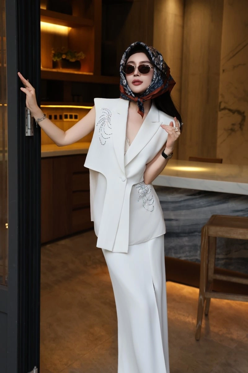 Chanel Dress Suits MultiPurpose 109005