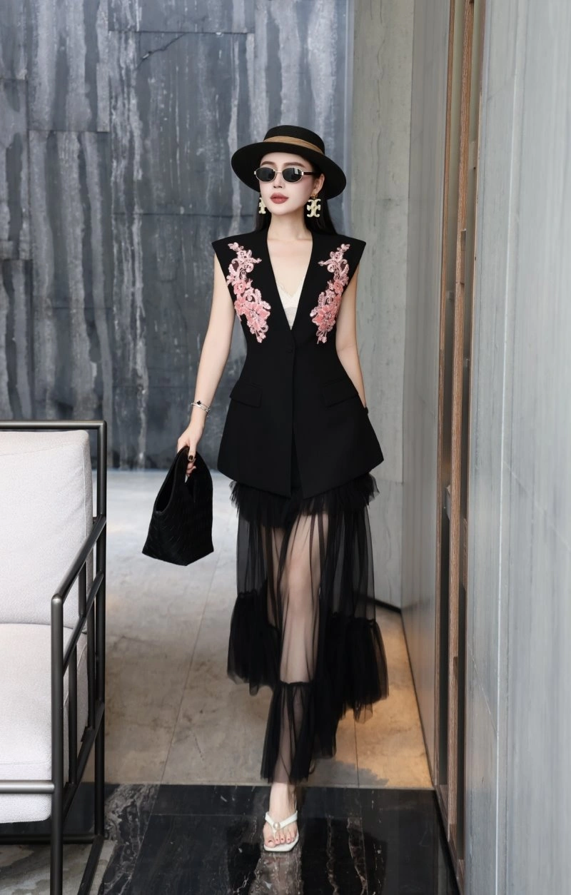 Bright Chanel Dress Suits 109033