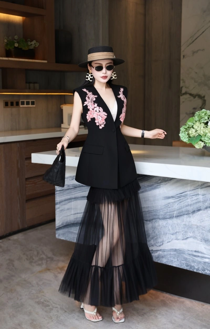 Bright Chanel Dress Suits 109033