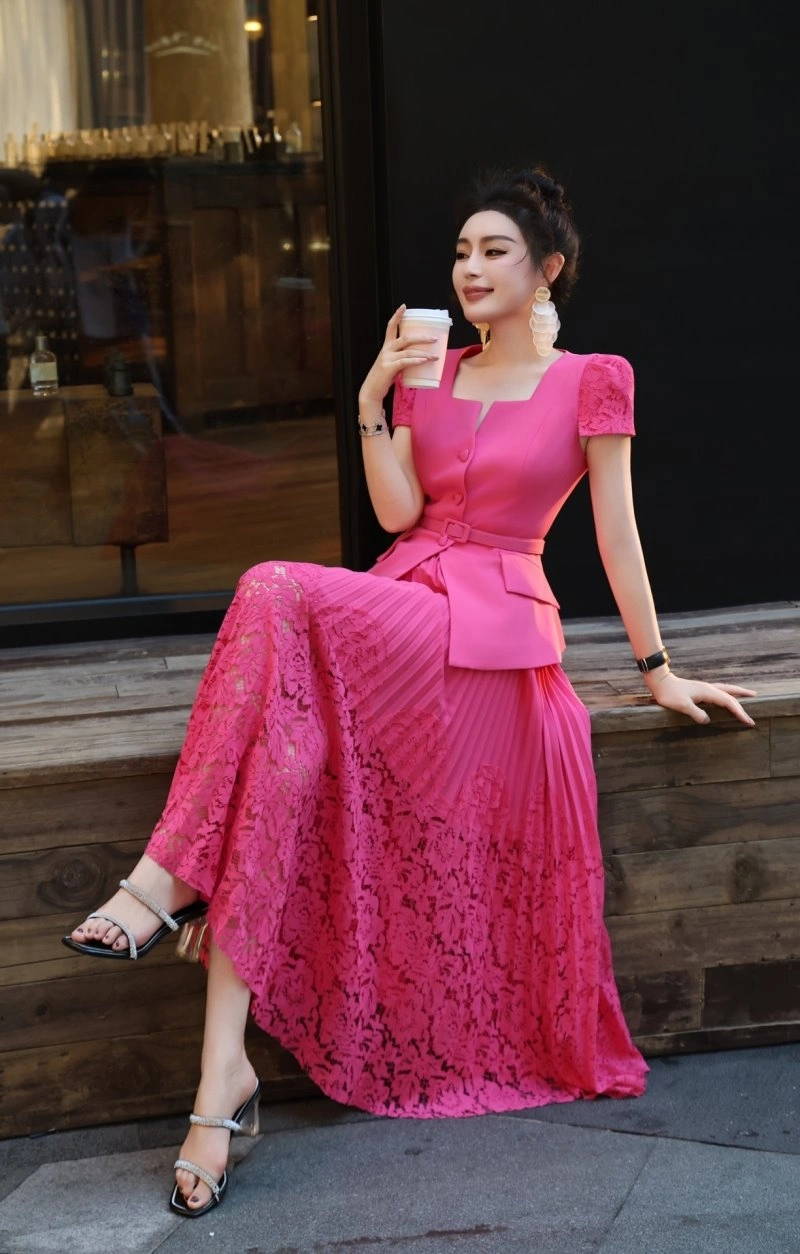 WaterResistant Chanel Dress Suits 109026