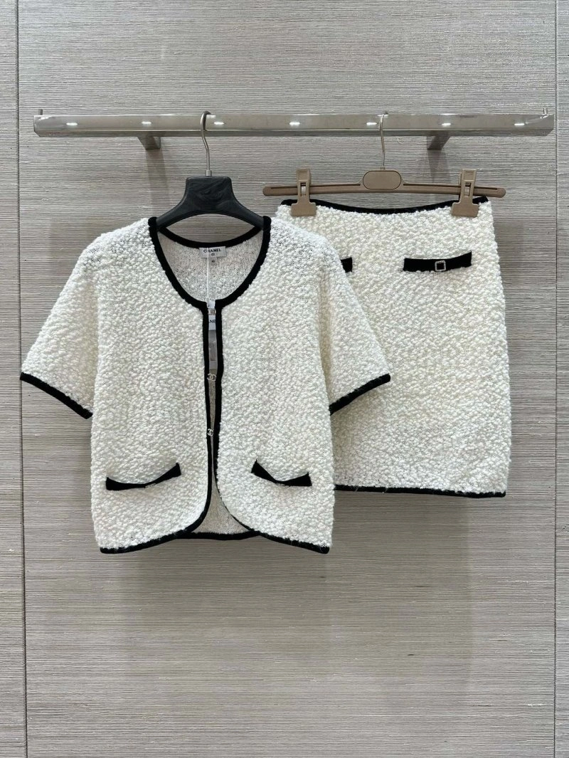 Chanel Dress Suits Bold 108997