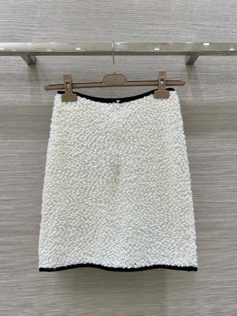 Chanel Dress Suits Bold 108997