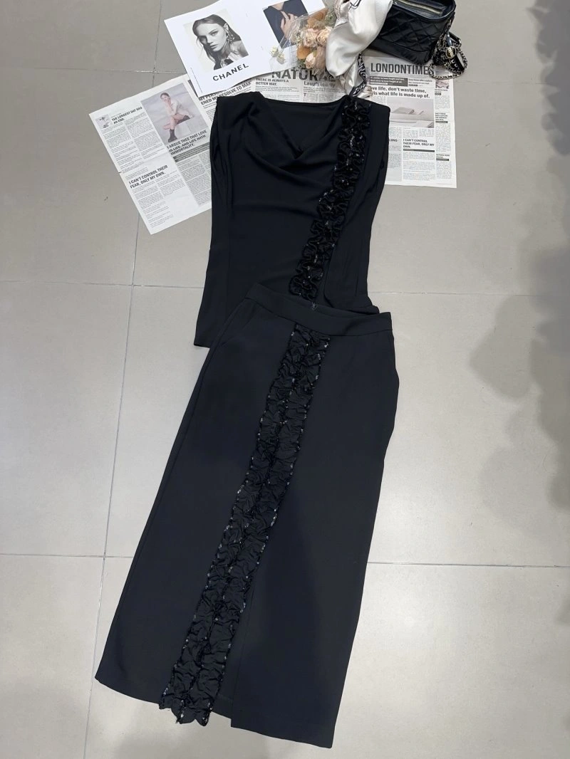 Chanel Dress Suits WellDesigned 108982