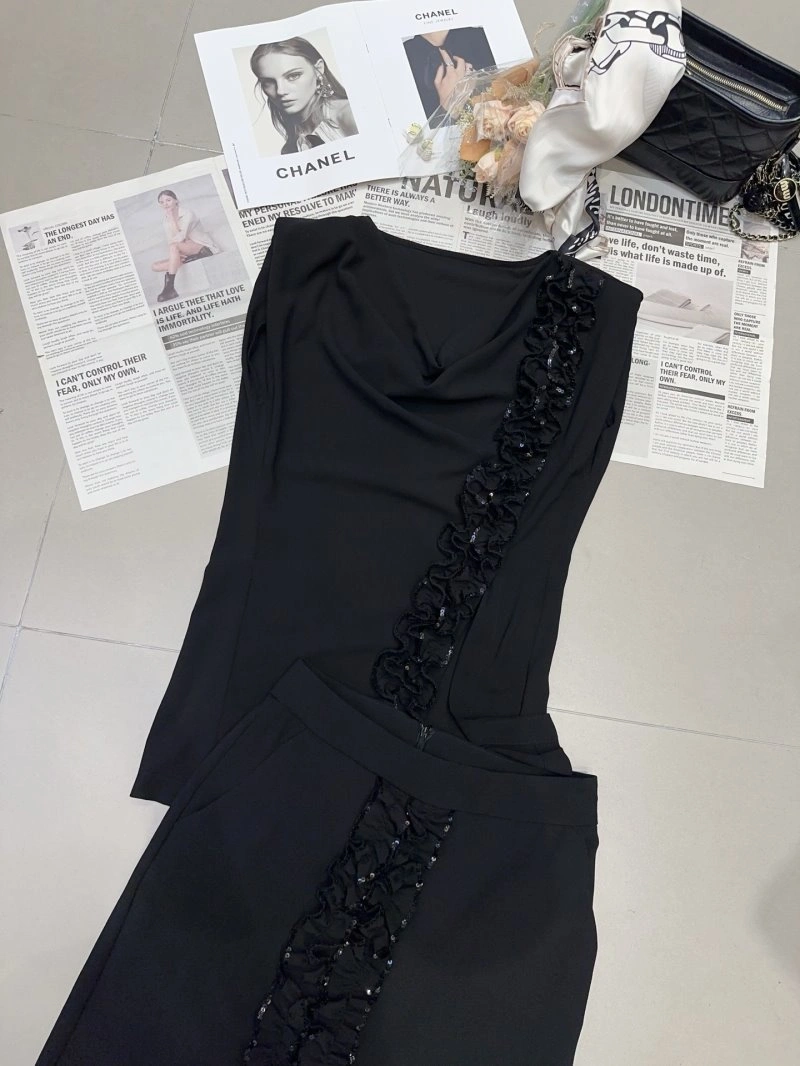Chanel Dress Suits WellDesigned 108982