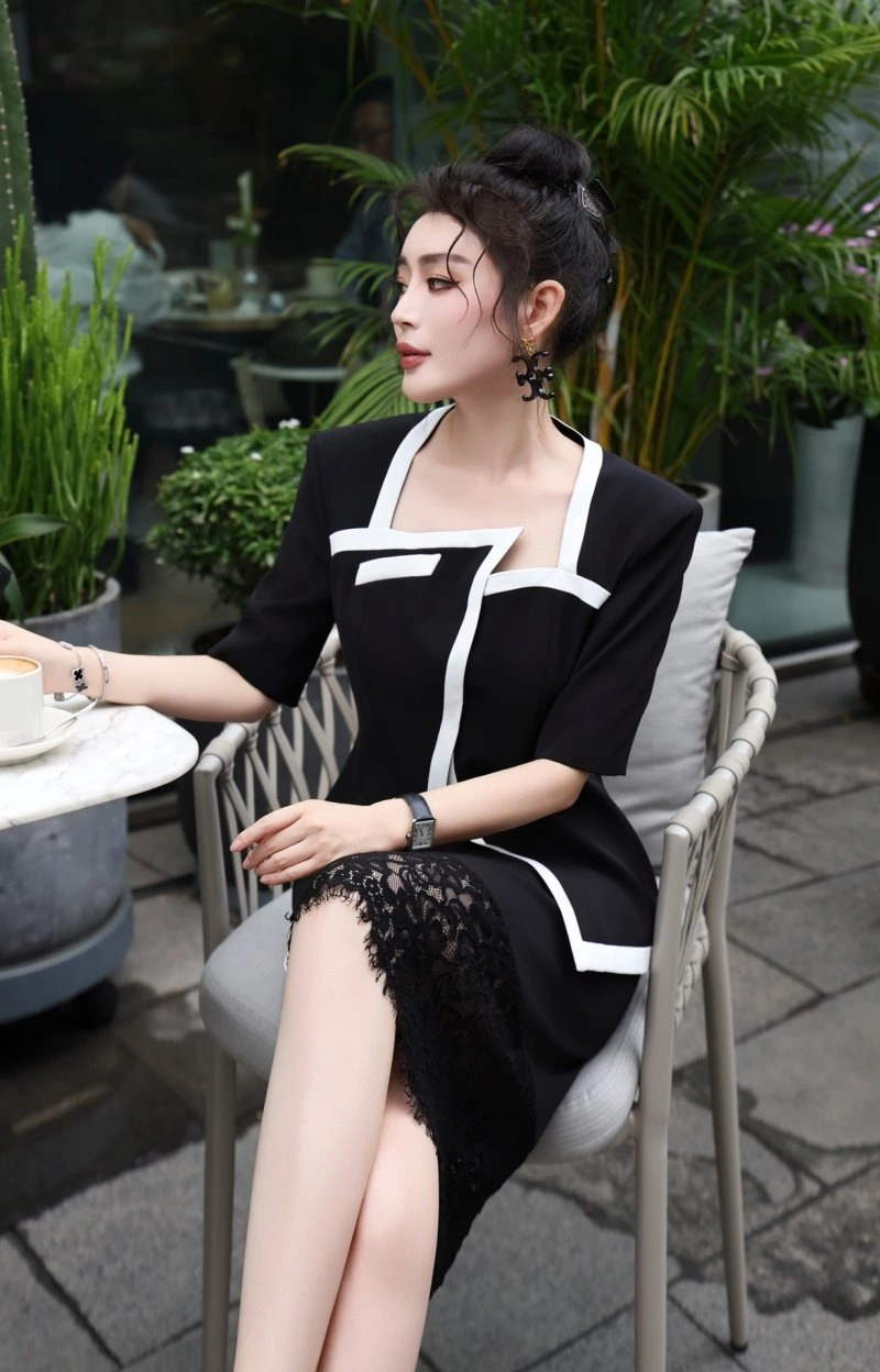 Lightweight Chanel Dress Suits 108970