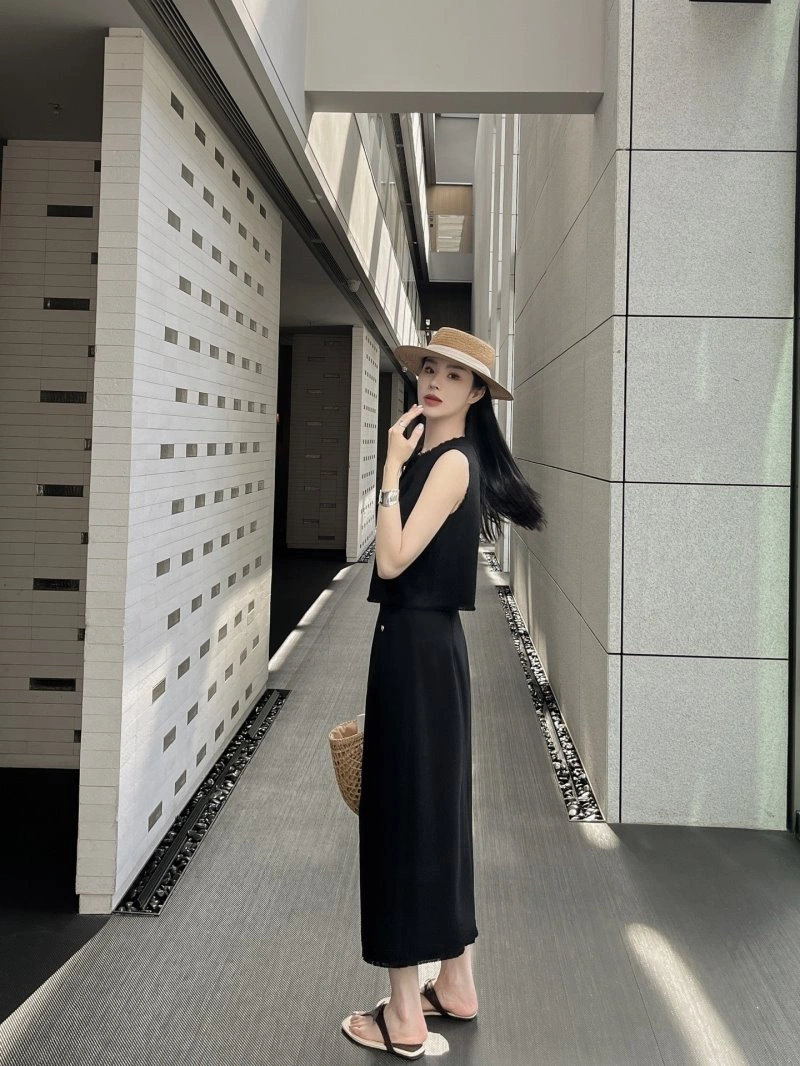 Casual Chanel Dress Suits 108989