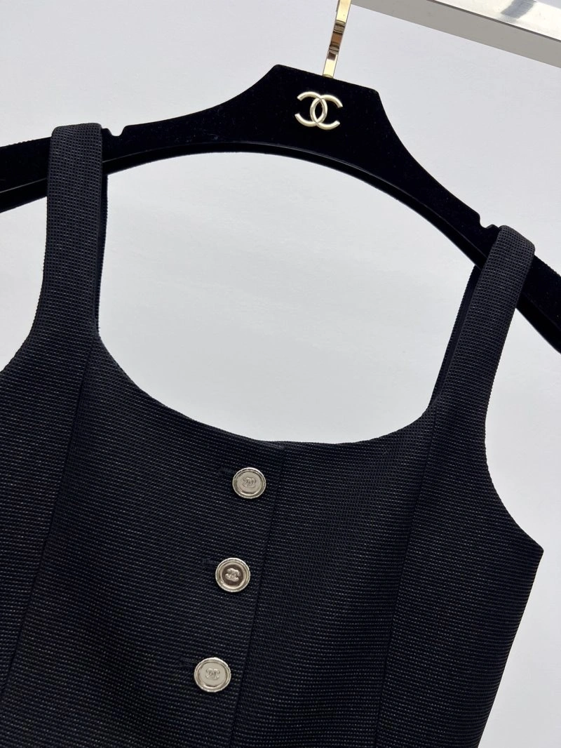 Seasonal Chanel Dress Suits 108988