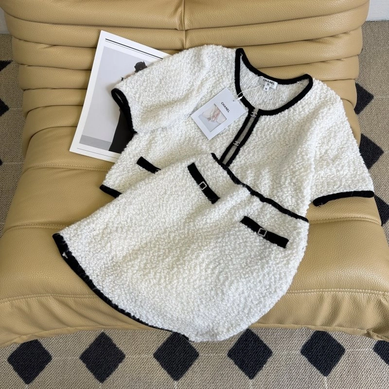 Chanel Dress Suits ZipUp 108991