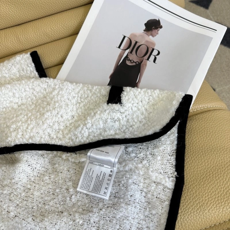 Chanel Dress Suits ZipUp 108991