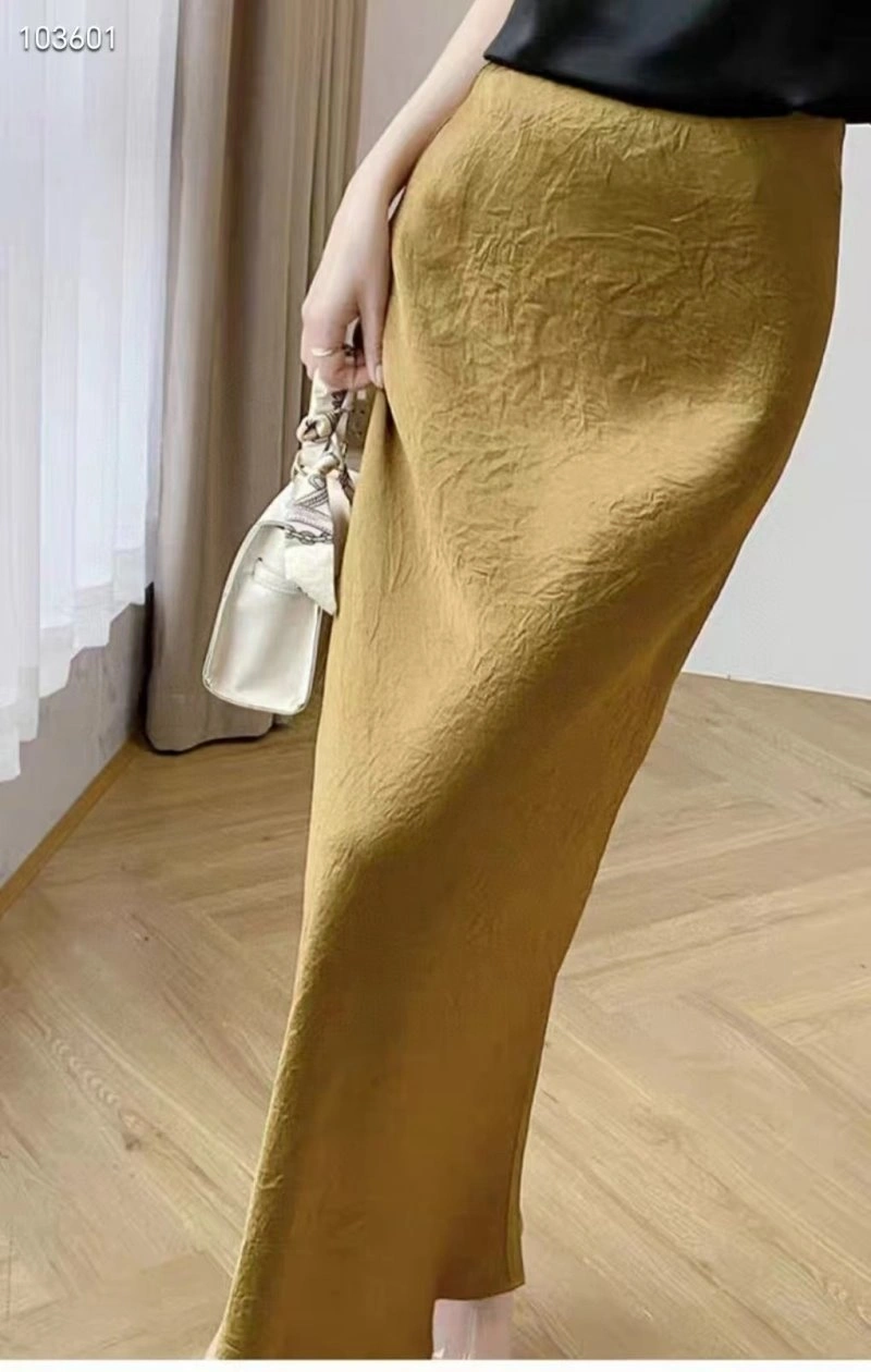 Compact Chanel Dress Suits 110755