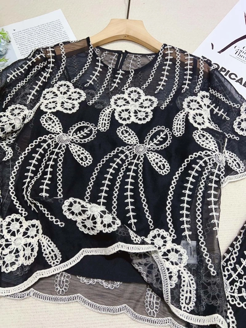 Chanel Dress Suits Snug 110740