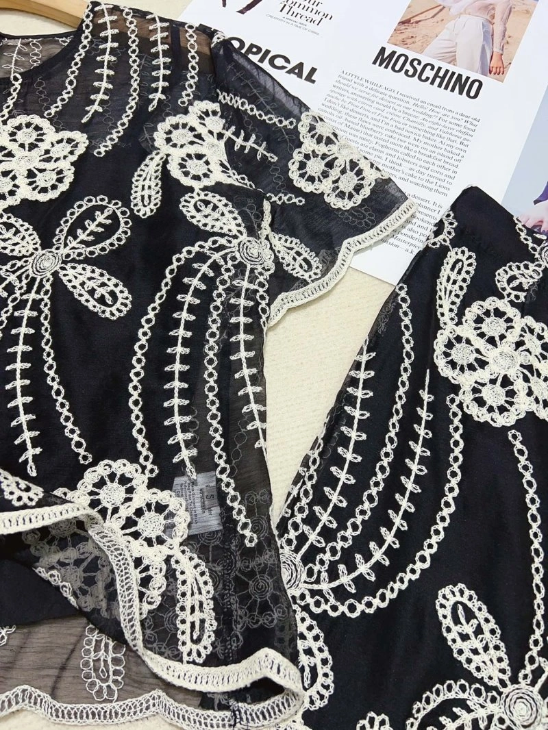 Chanel Dress Suits Snug 110740