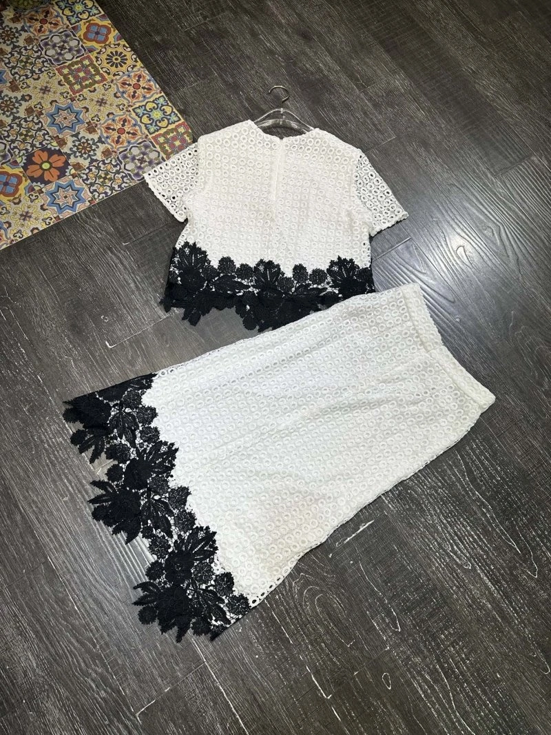 Chanel Dress Suits Resilient 110739