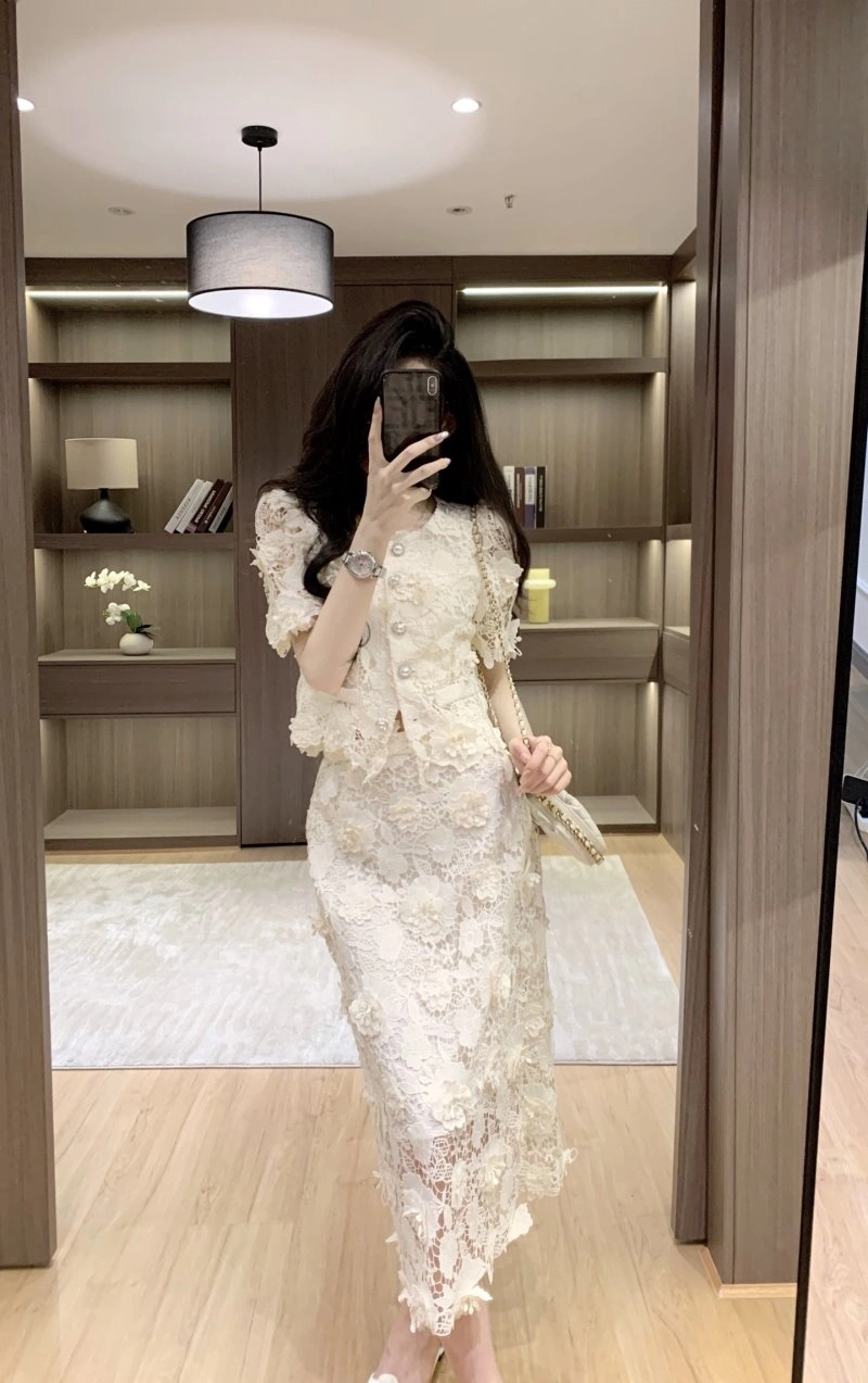Chanel Dress Suits Versatile 110731