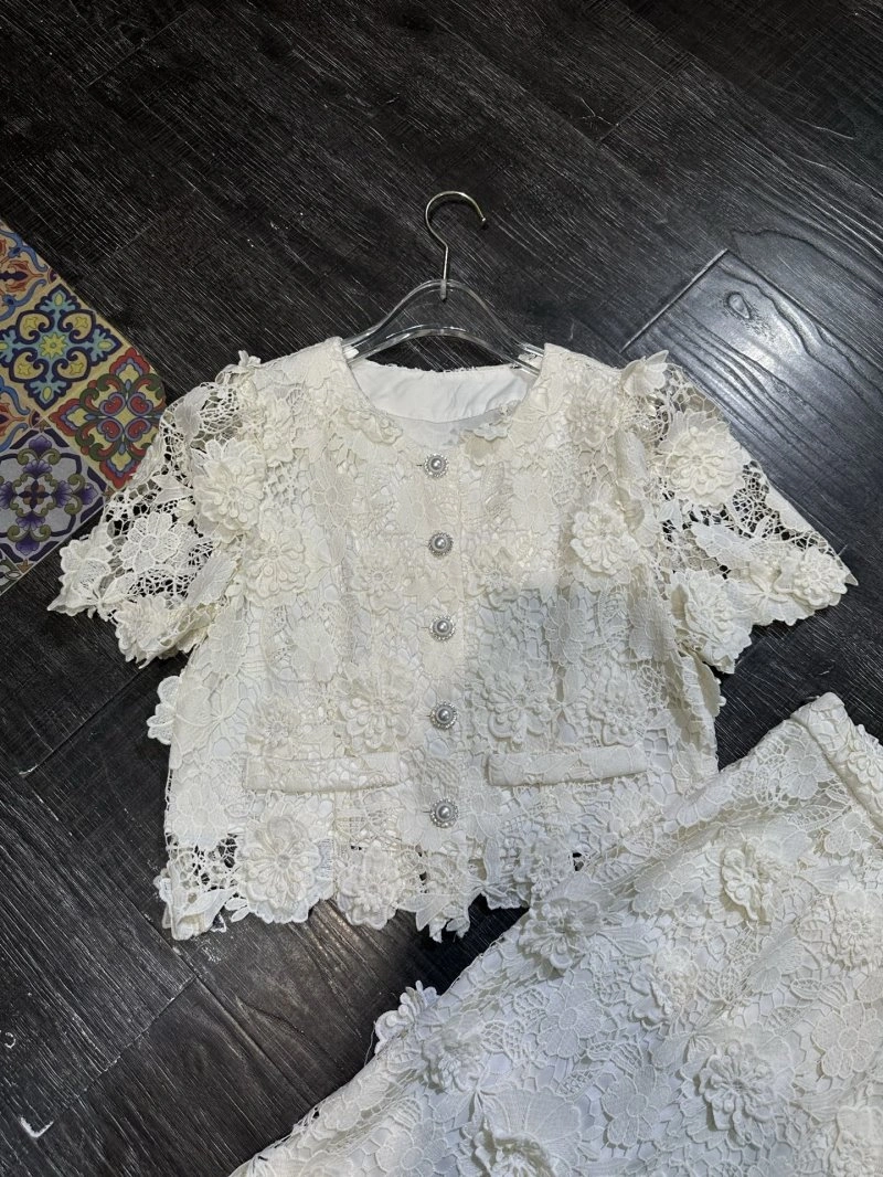 Chanel Dress Suits Versatile 110731