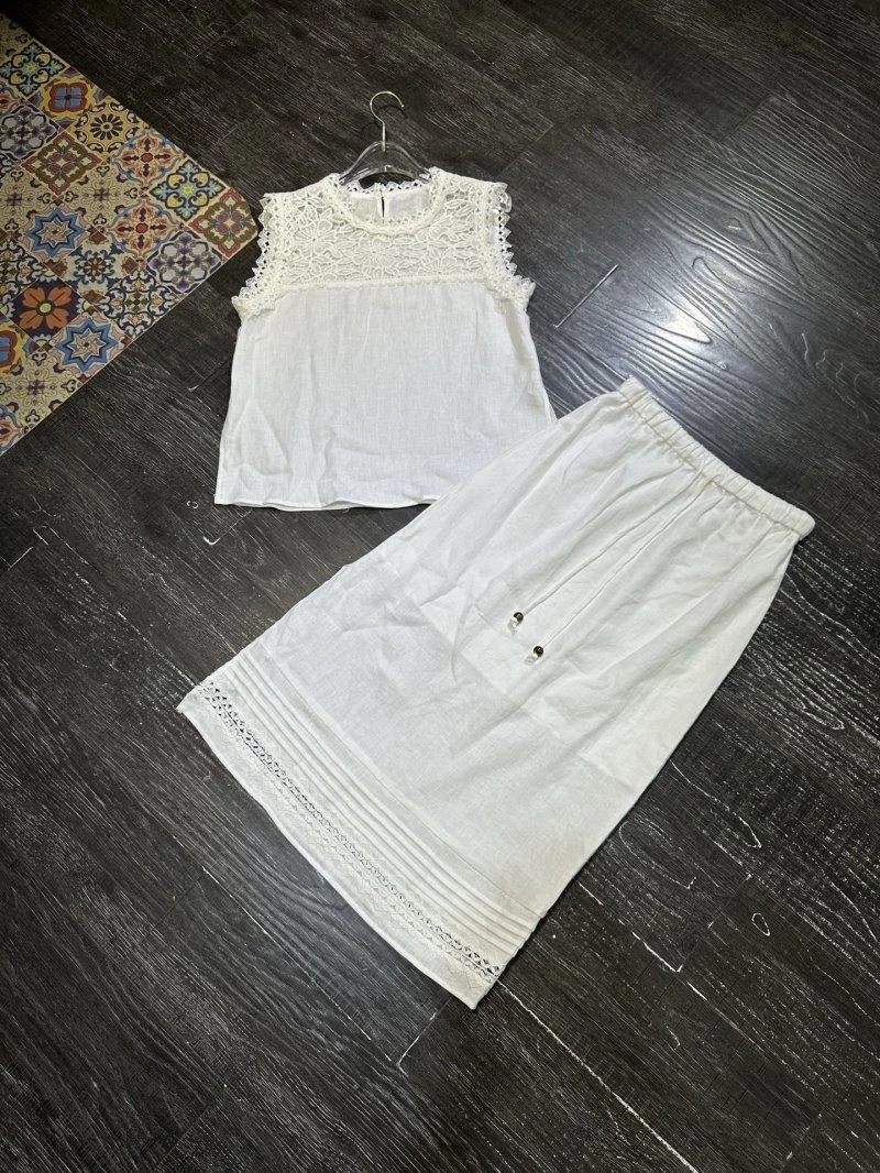Sophisticated Chanel Dress Suits 110727