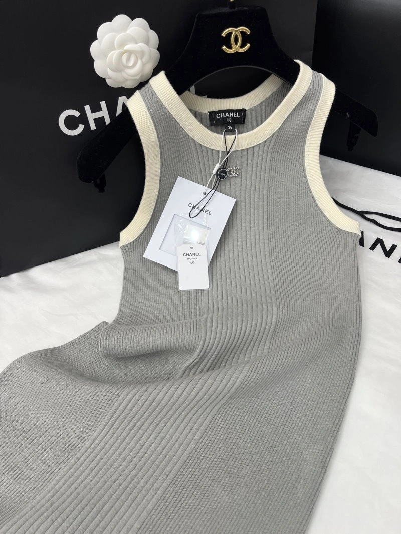 EyeCatching Chanel Dress Suits 110705