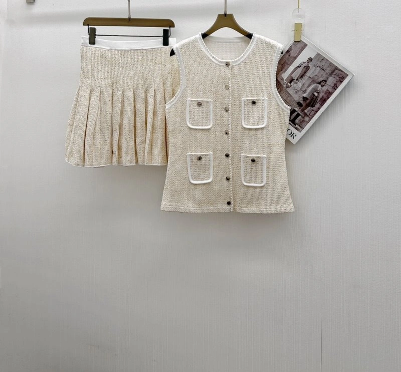 Seasonal Chanel Dress Suits 110692