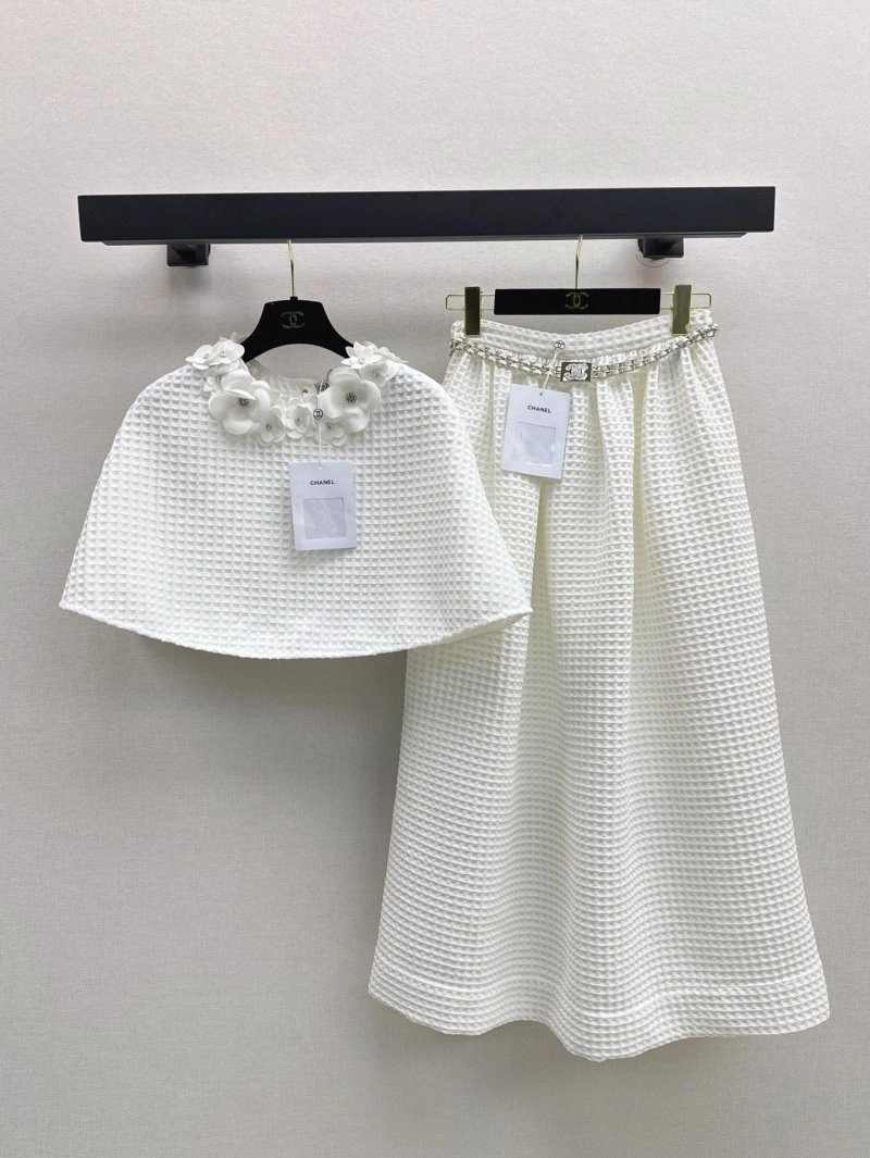 OdorResistant Chanel Dress Suits 108244