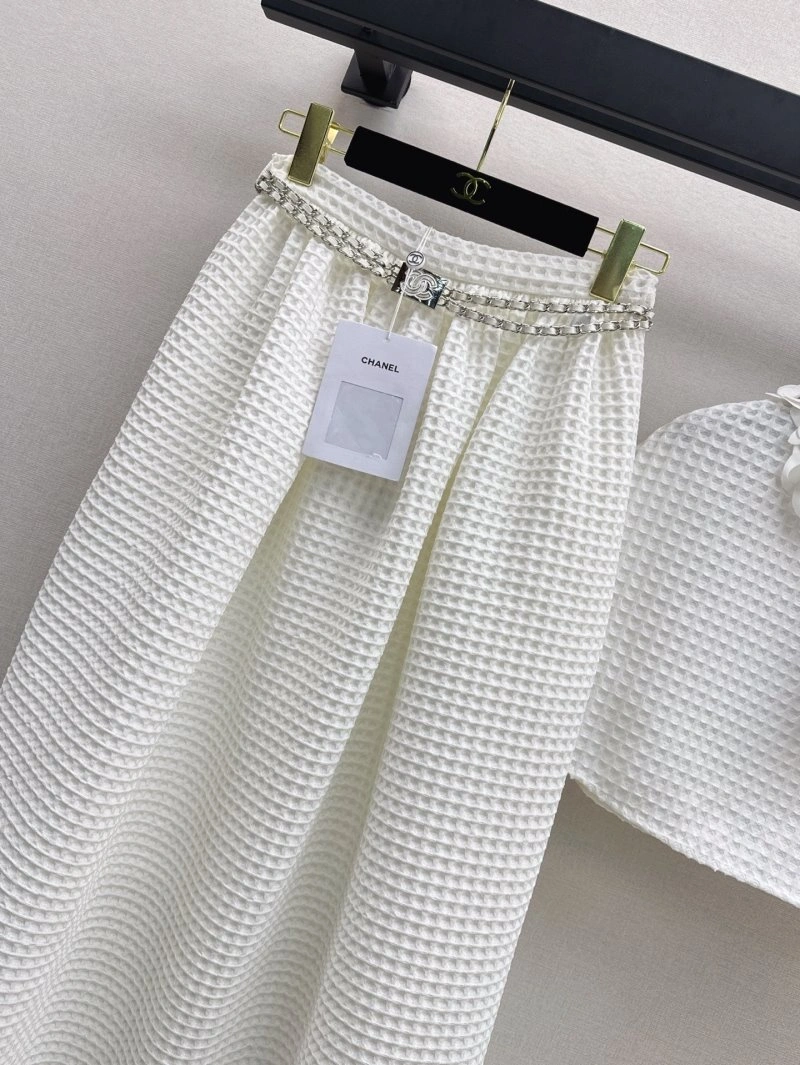 Chanel Dress Suits Compact 108234