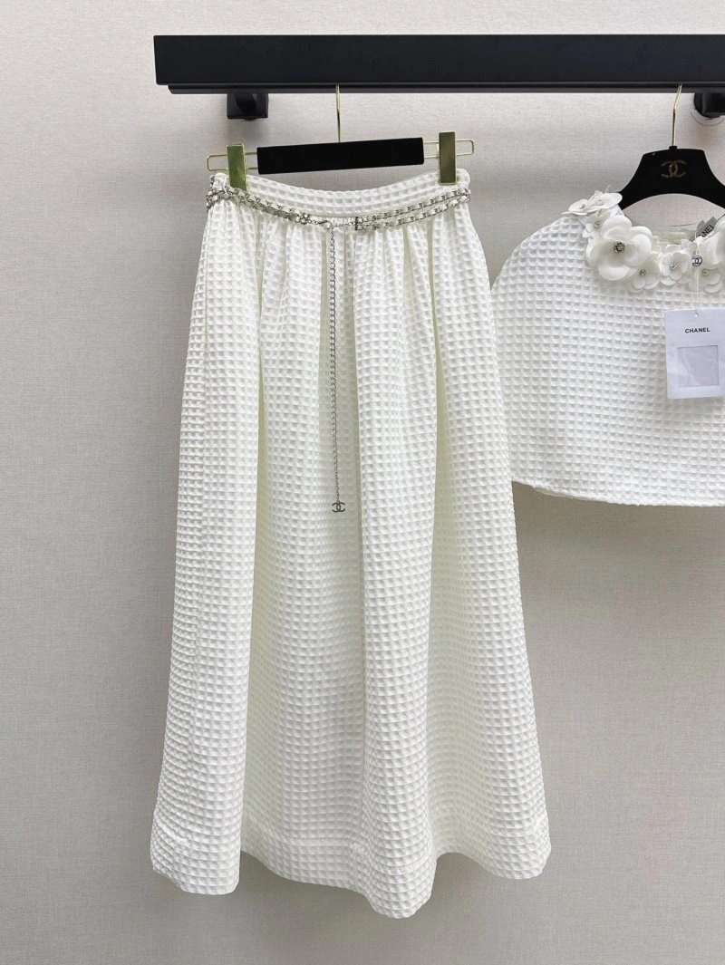 Chanel Dress Suits Compact 108234