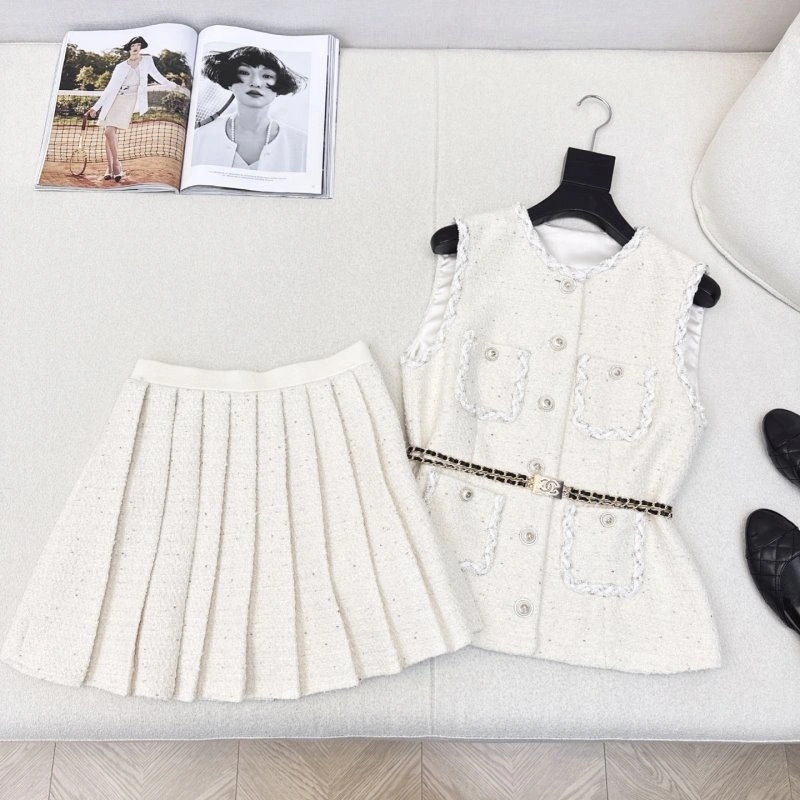 Snug Chanel Dress Suits 109874