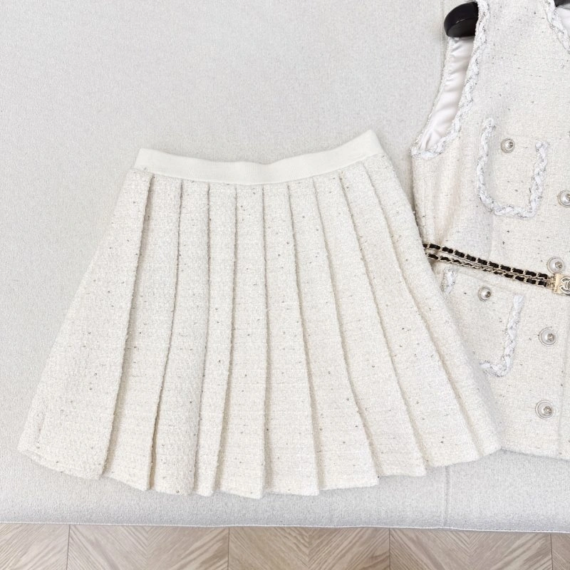 Snug Chanel Dress Suits 109874