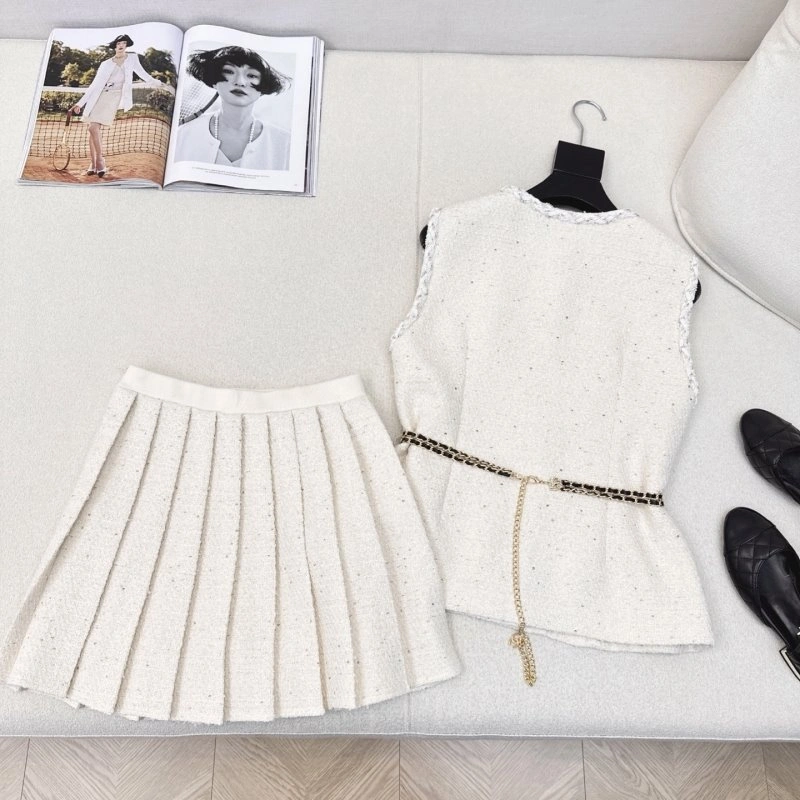 Snug Chanel Dress Suits 109874