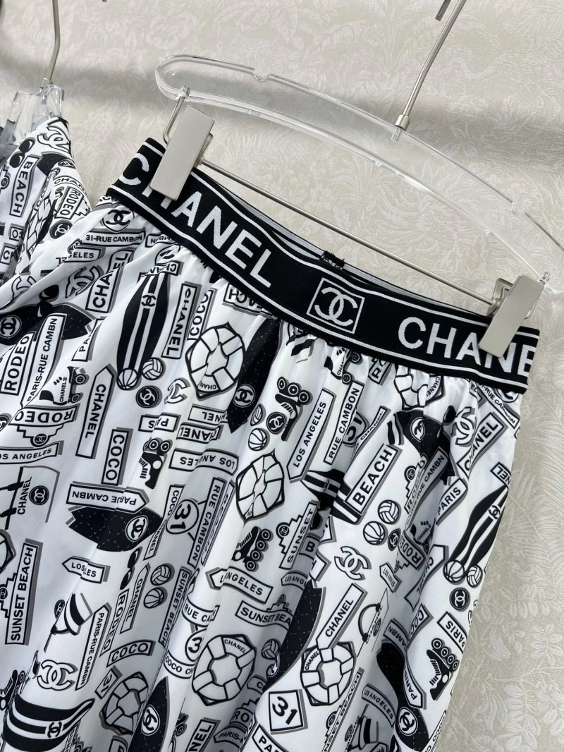 Comfortable Chanel Dress Suits 109869