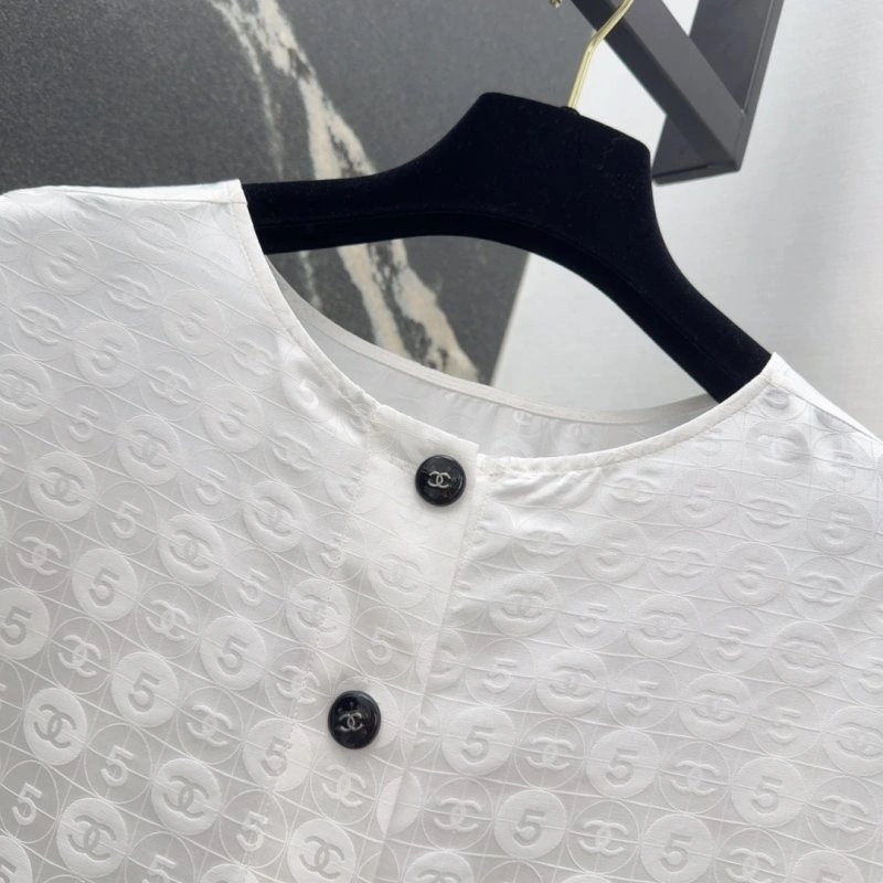 Comfortable Chanel Dress Suits 109492