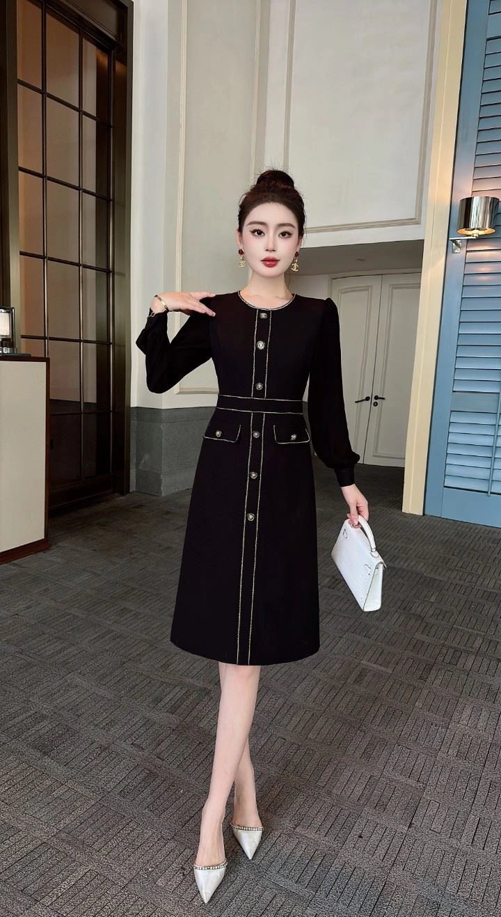 Supportive Chanel Dress 111494