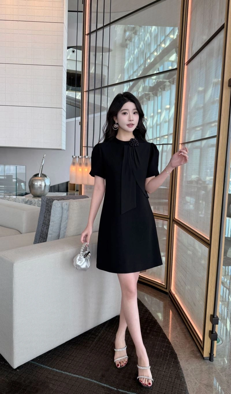 Chanel Dress Unisex 111484