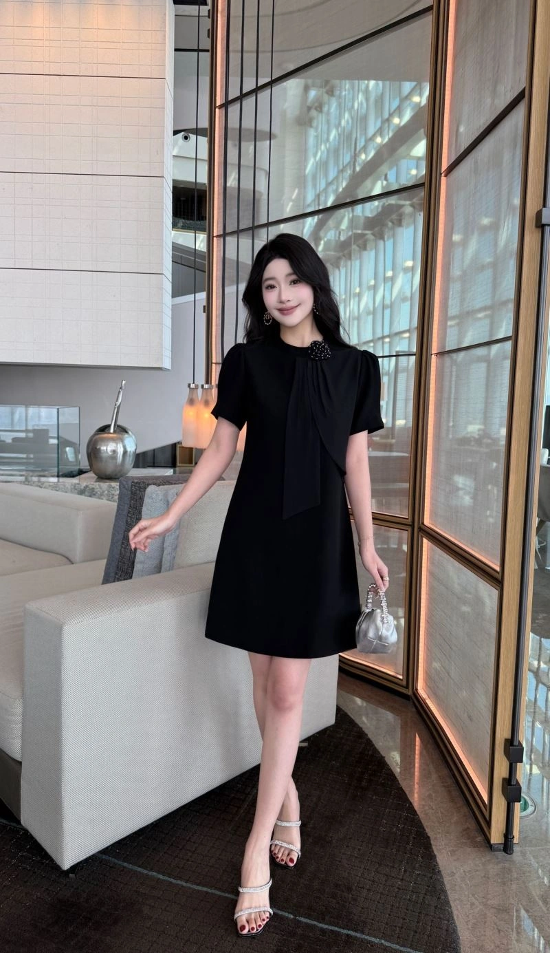 Chanel Dress Unisex 111484
