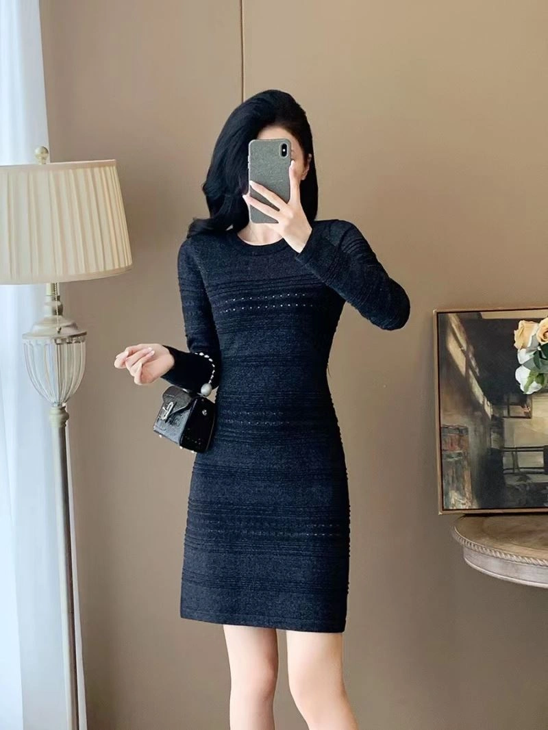 Chanel Dress Sleek 111467