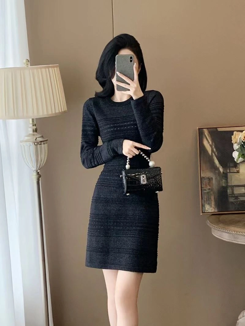 Chanel Dress Sleek 111467