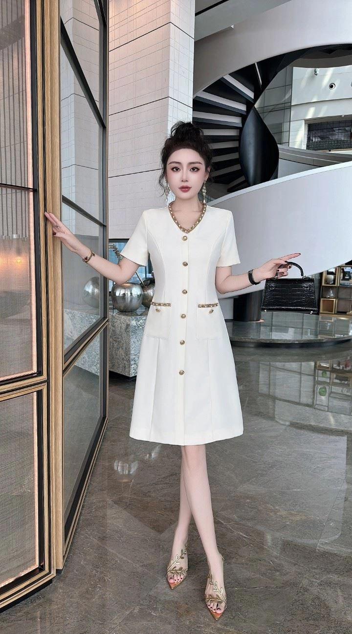 Timeless Chanel Dress 111430