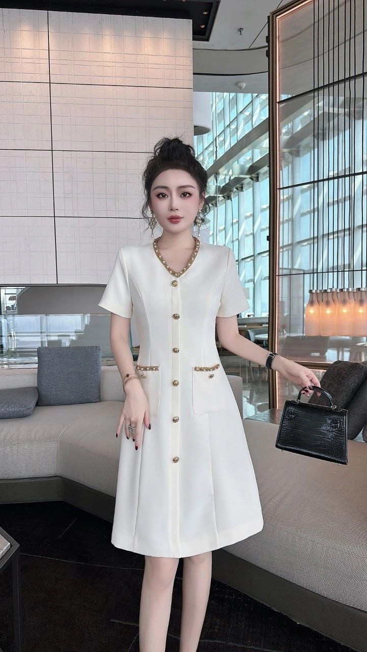 Timeless Chanel Dress 111430