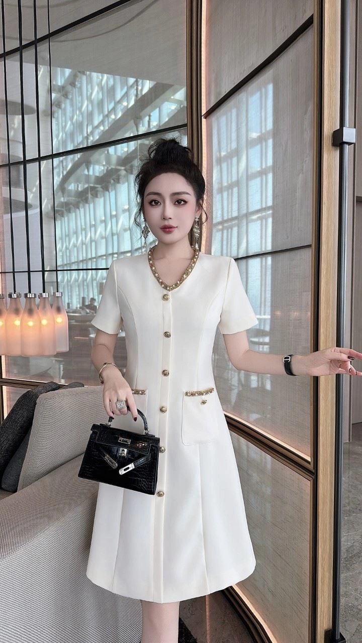 Timeless Chanel Dress 111430
