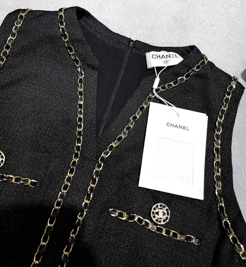 Modern Chanel Dress 109352