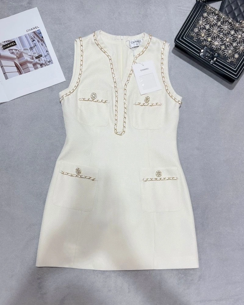 Modern Chanel Dress 109352