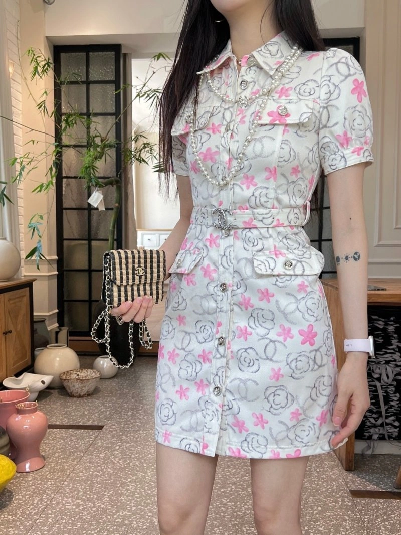 Trendsetting Chanel Dress 109348