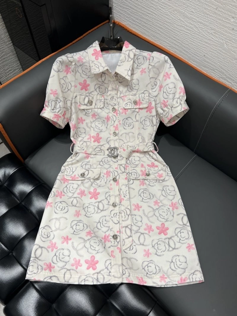 Trendsetting Chanel Dress 109348