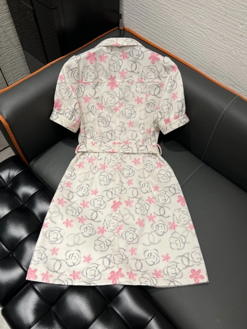 Trendsetting Chanel Dress 109348