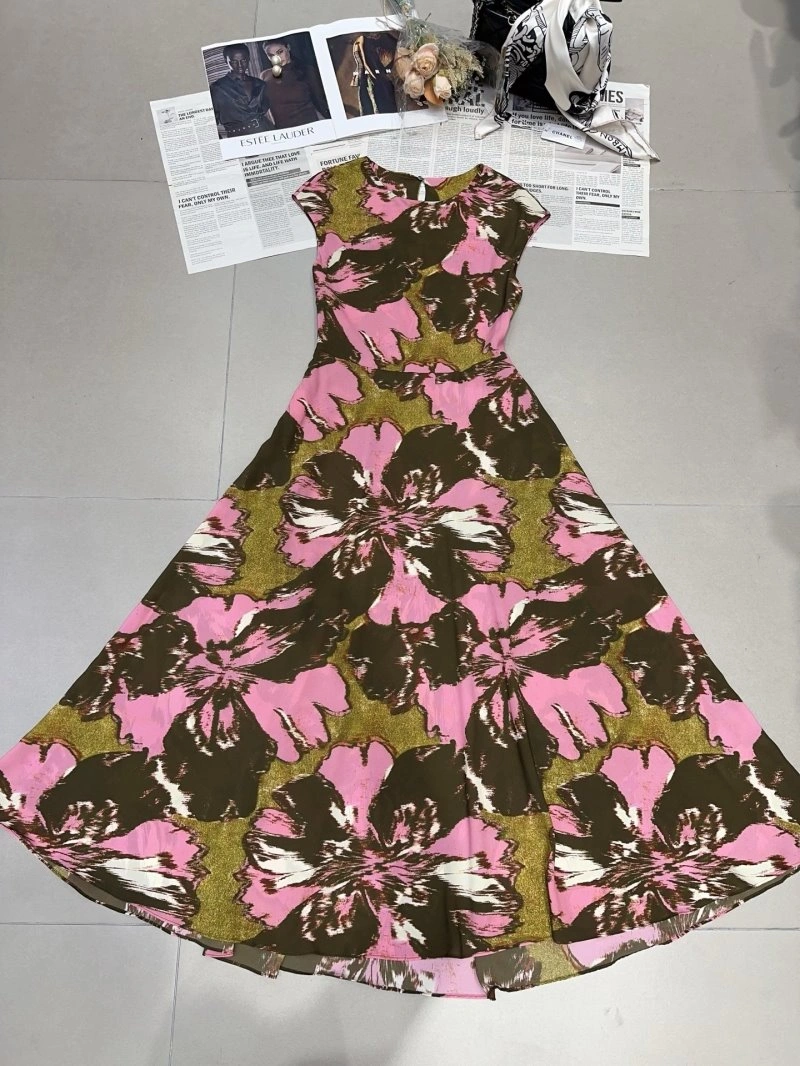Chanel Dress Effortless 109307