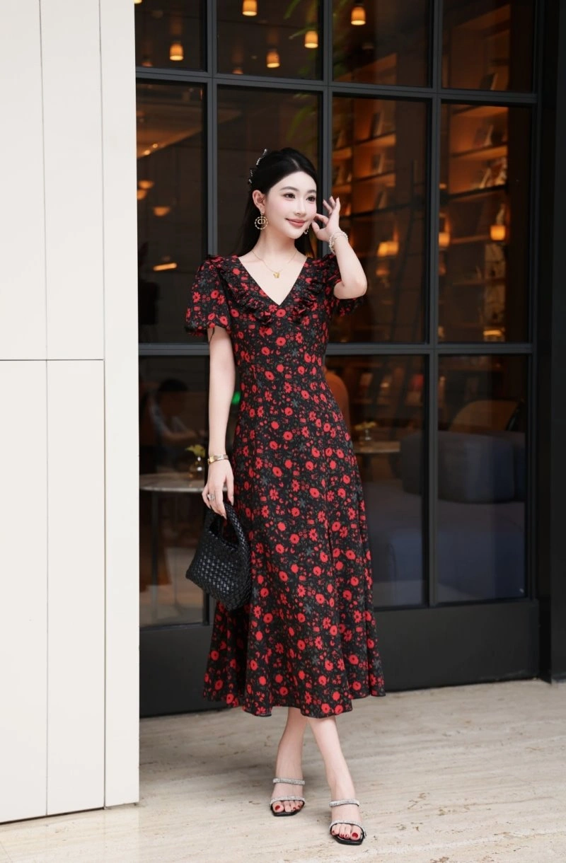 Versatile Chanel Dress 109326